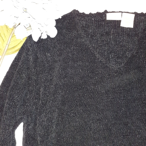 Bobbie Brooks chenille sweater - Picture 3 of 3